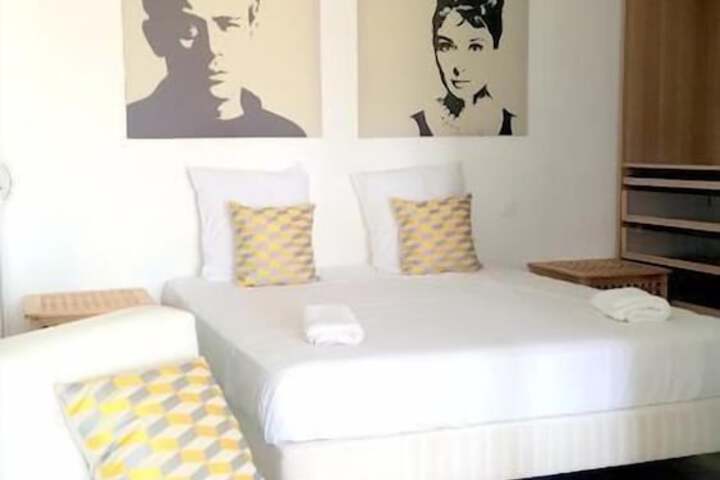 Room 40 of 59