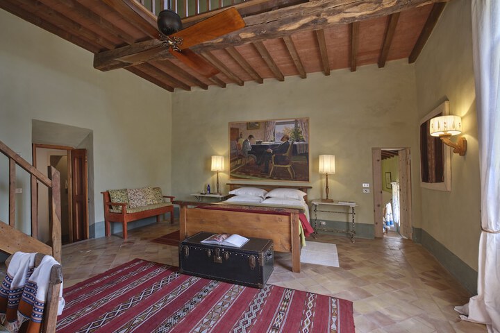Room 10 of 53