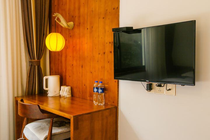 Room 47 of 153