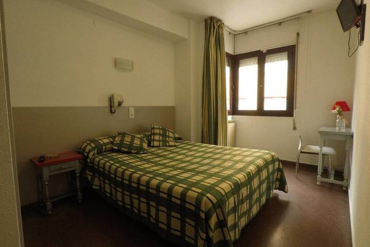 Room 8 of 53