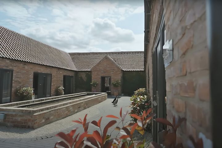 Terrace/Patio 8 of 22