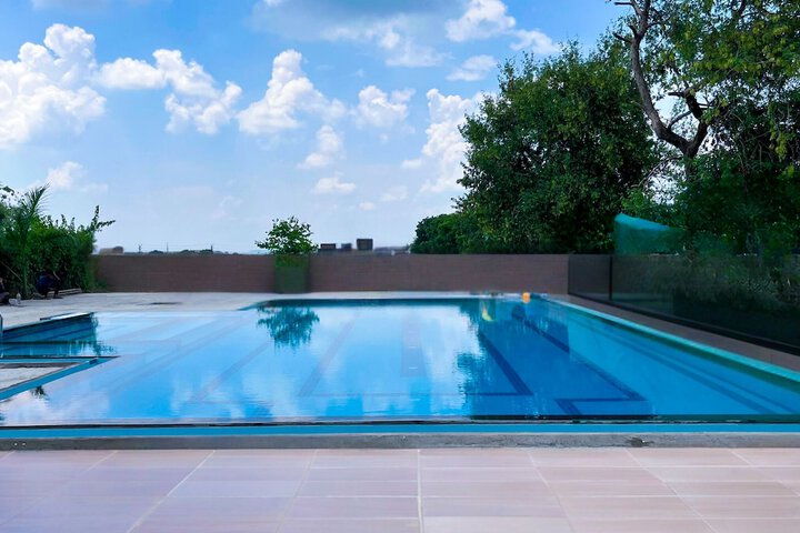 Pool 54 of 88