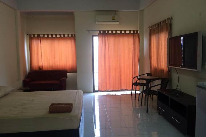 Room 17 of 36