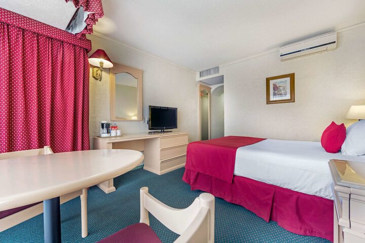 Room 22 of 70