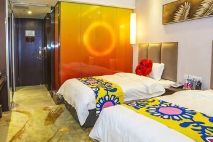Yijia Chain Hotel