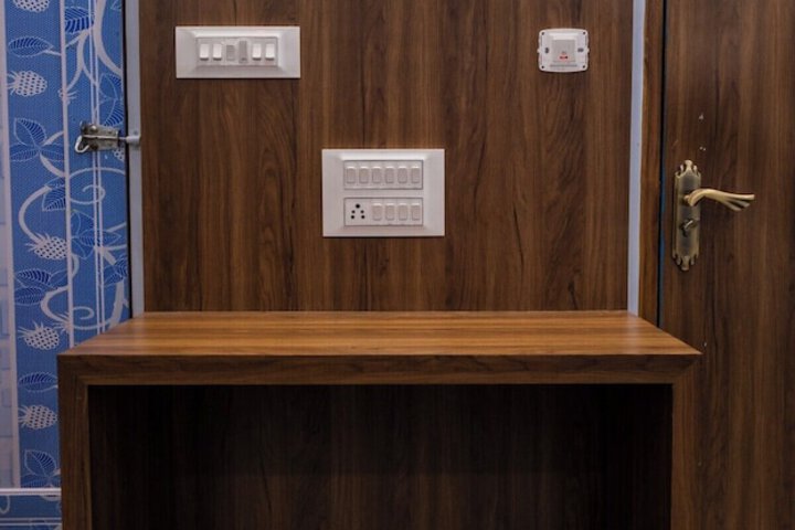 Room 14 of 25