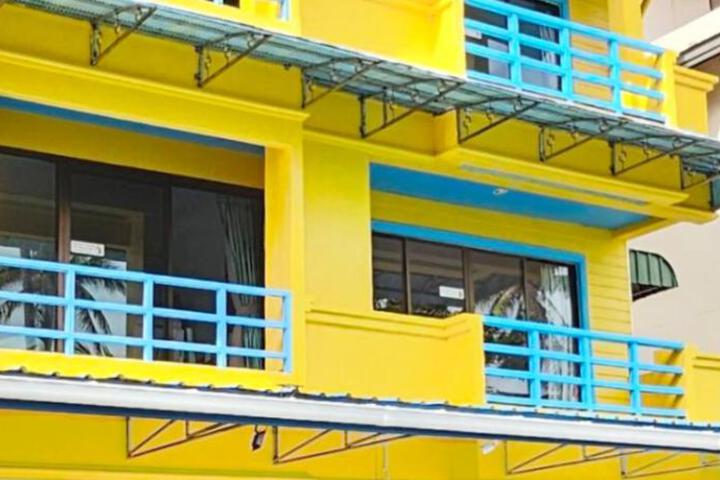 Photo 8