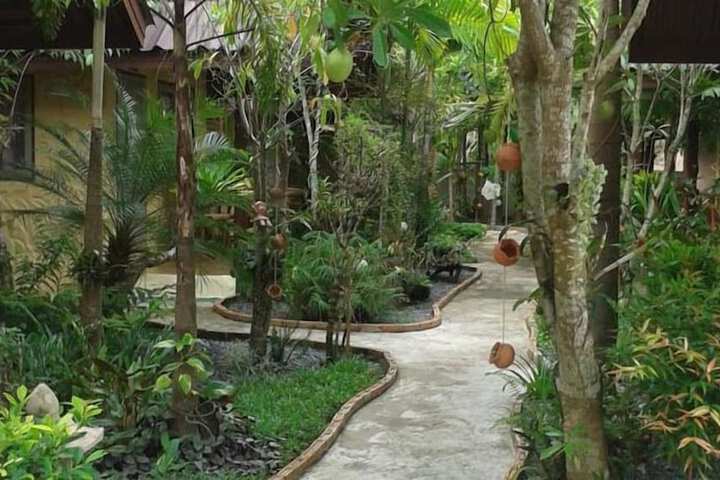 Property Grounds 21 of 33