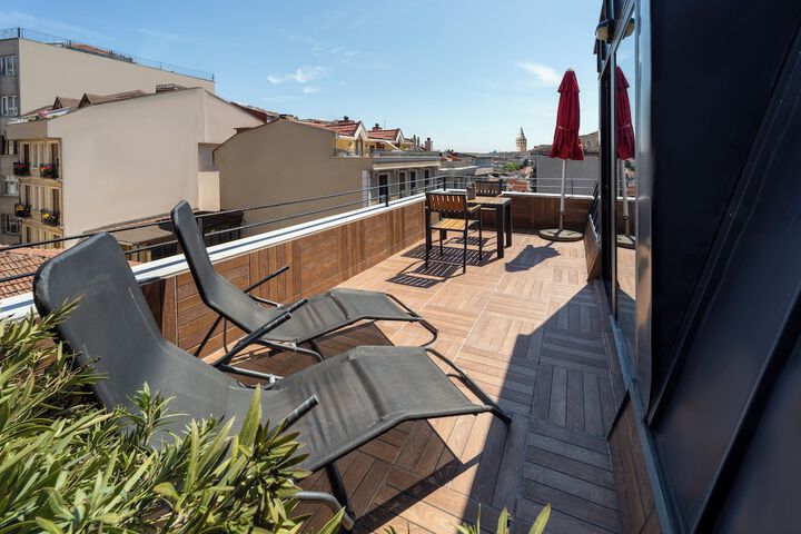 Terrace/Patio 65 of 148