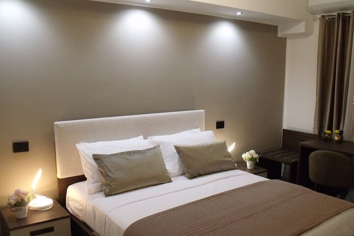 Room 3 of 30