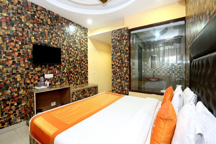 Room 26 of 29
