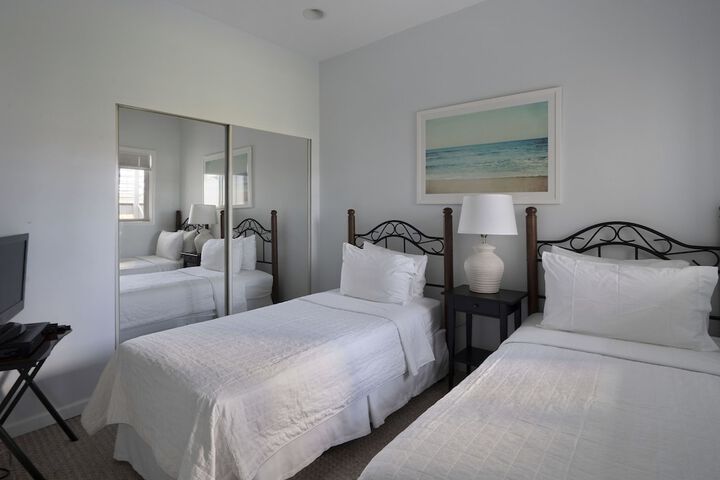Room 41 of 219