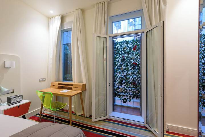 Room 14 of 68