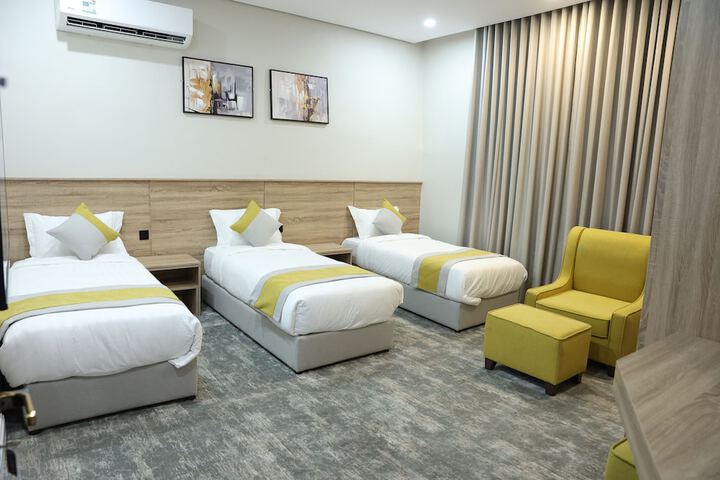 Room 50 of 64