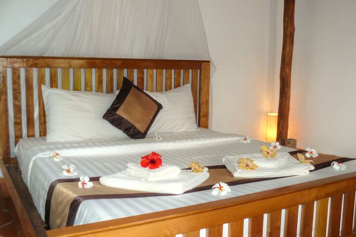 Room 10 of 79