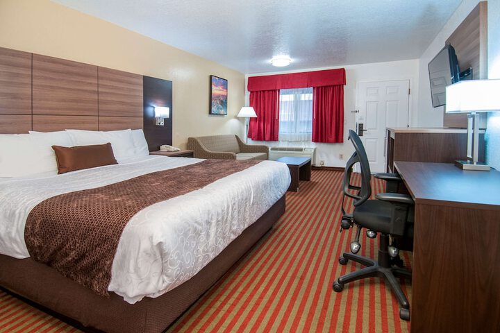 Room 18 of 35