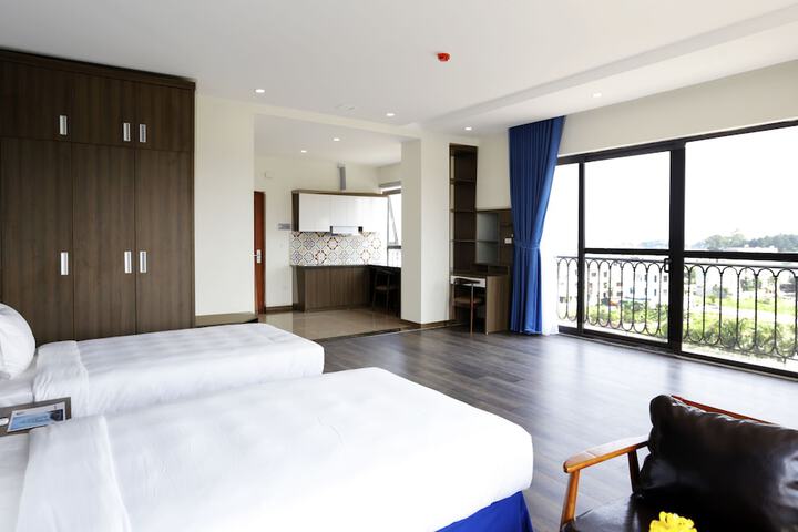 Room 15 of 41
