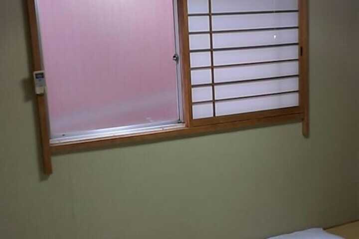 Room 20 of 38