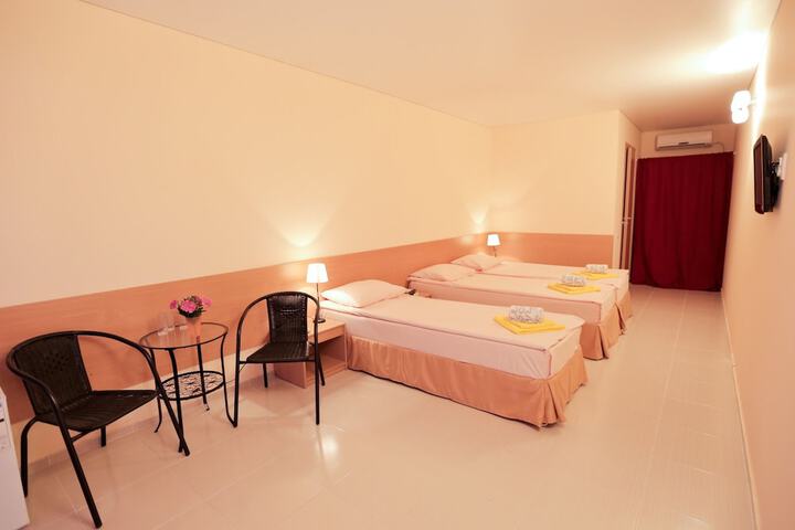 Room 26 of 49