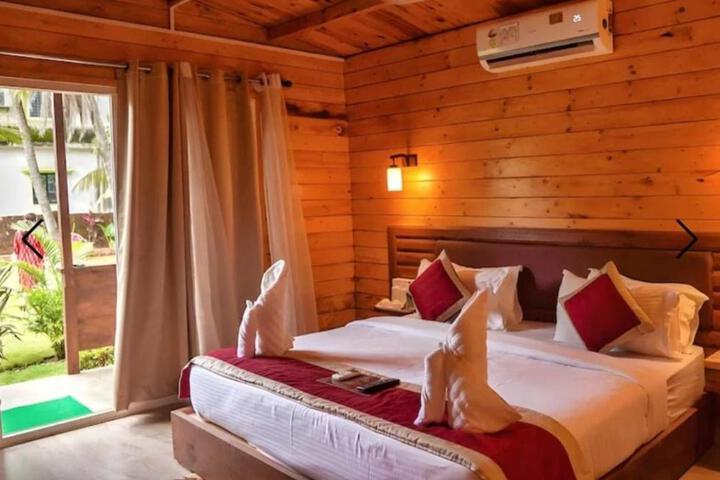 Arambol Lake Resort