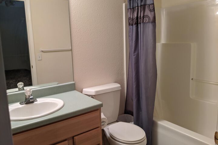 Room 6 of 7