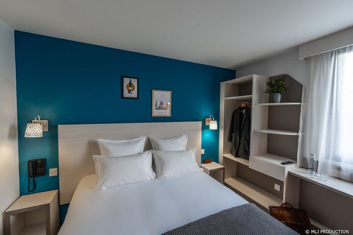 Room 4 of 56