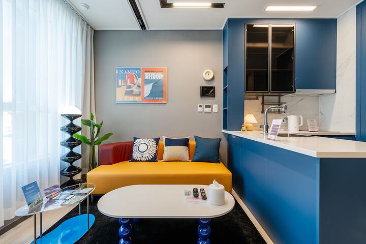 Room 8 of 45