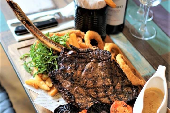 Dining 59 of 121