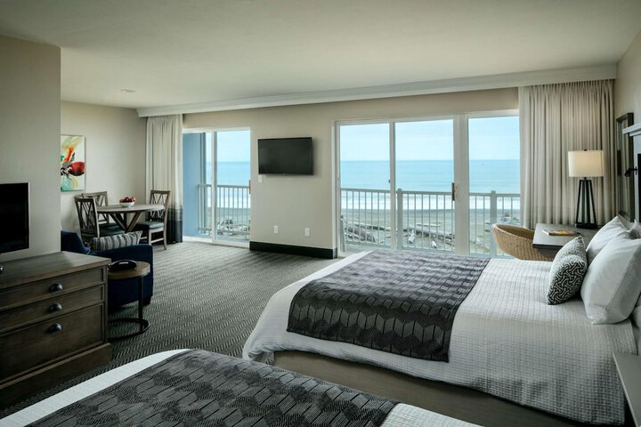 Room 14 of 46