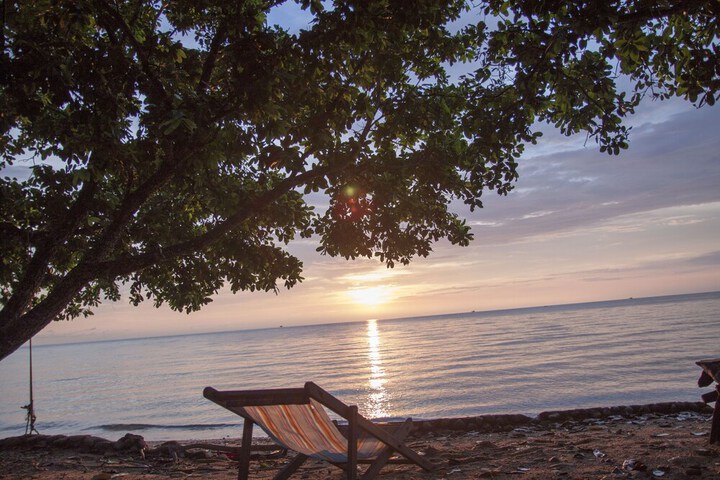 Ban Na Kai Mook Beach in Ko Chang