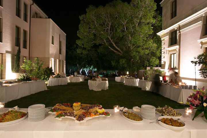 Dining 76 of 104