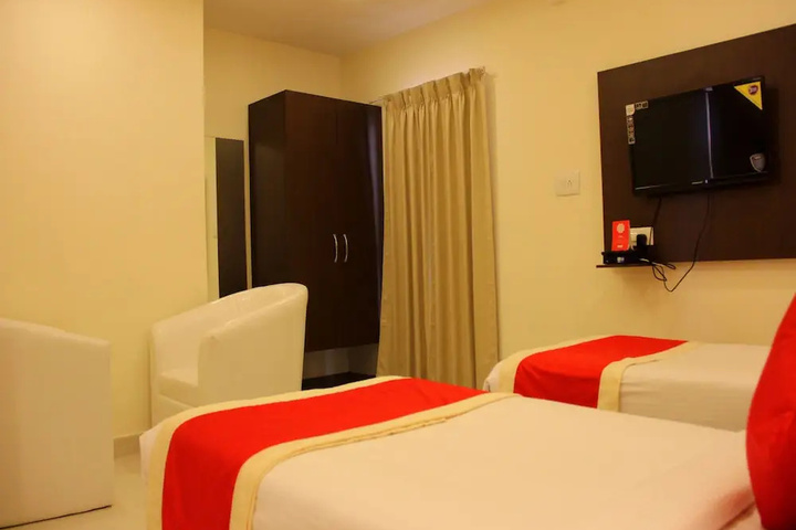 Room 4 of 14