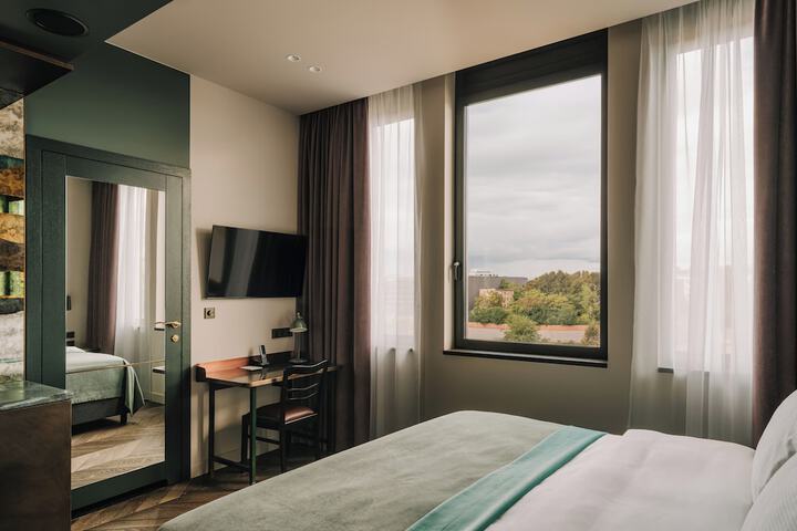 Room 41 of 92