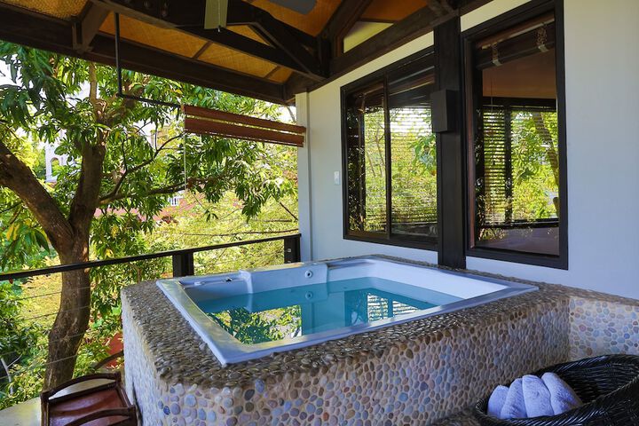 Hot Tub 155 of 206