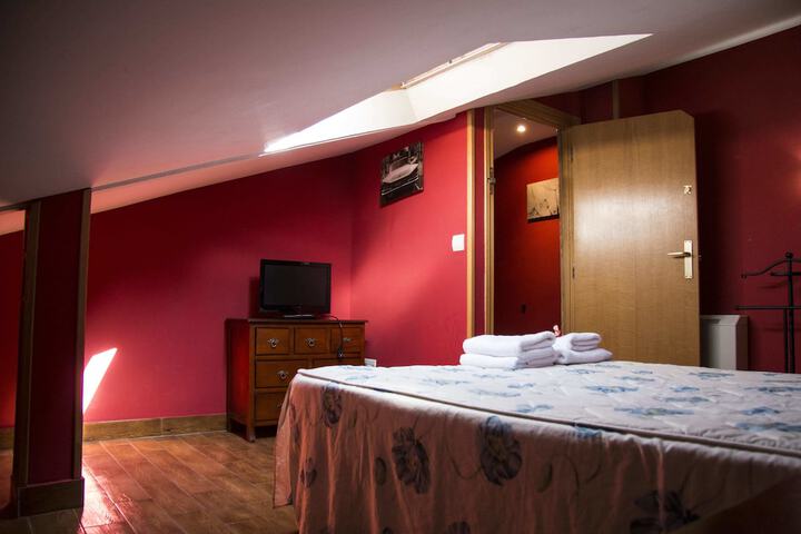 Room 43 of 181