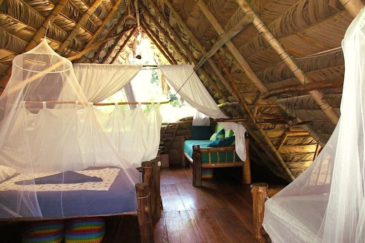 Room 6 of 7