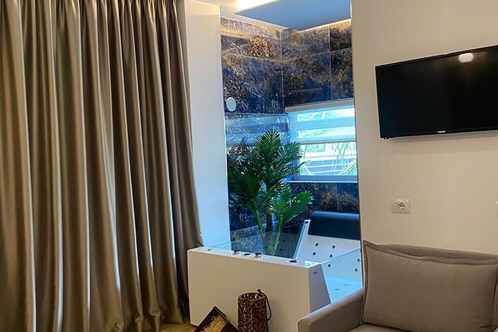 Room 54 of 103