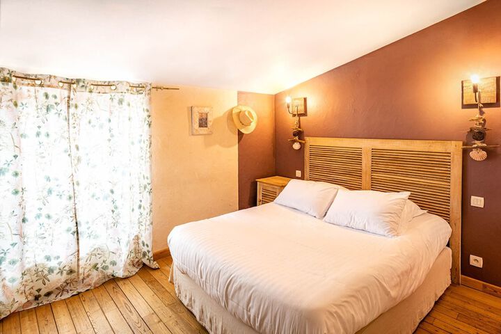 Room 15 of 60