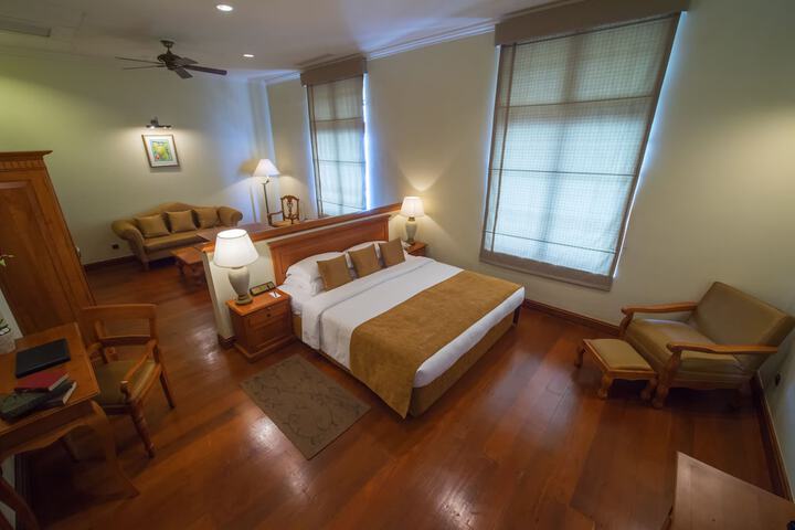 Room 39 of 163