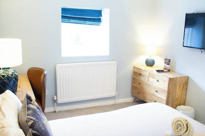 Room 35 of 68