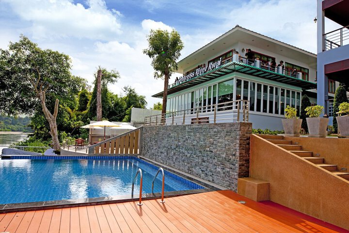 Pool 23 of 56