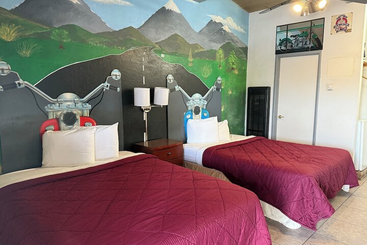 Room 4 of 23