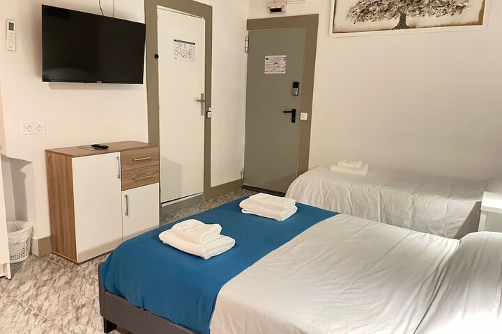 Room 51 of 121