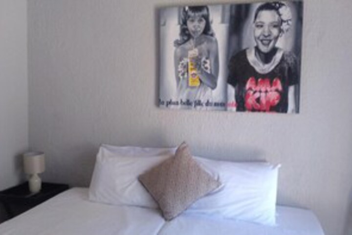Room 46 of 171
