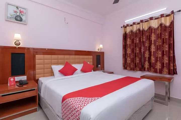 Room 12 of 21