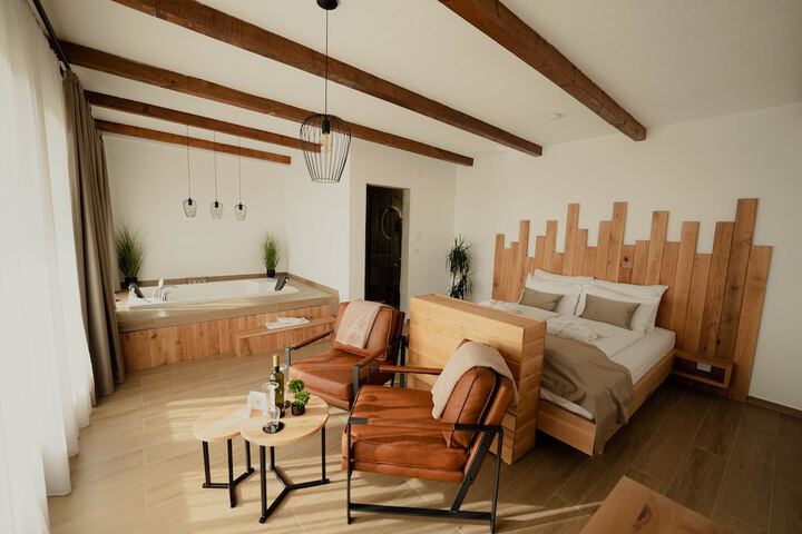 Room 2 of 22
