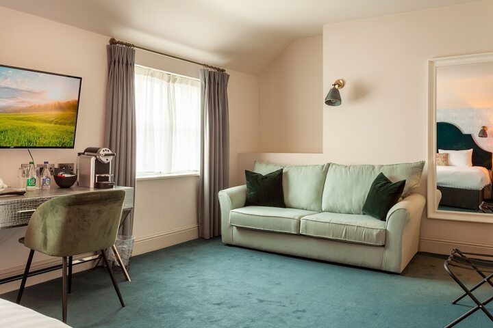 Room 35 of 122