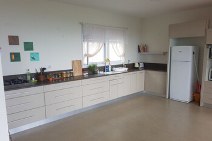 Room 13 of 21