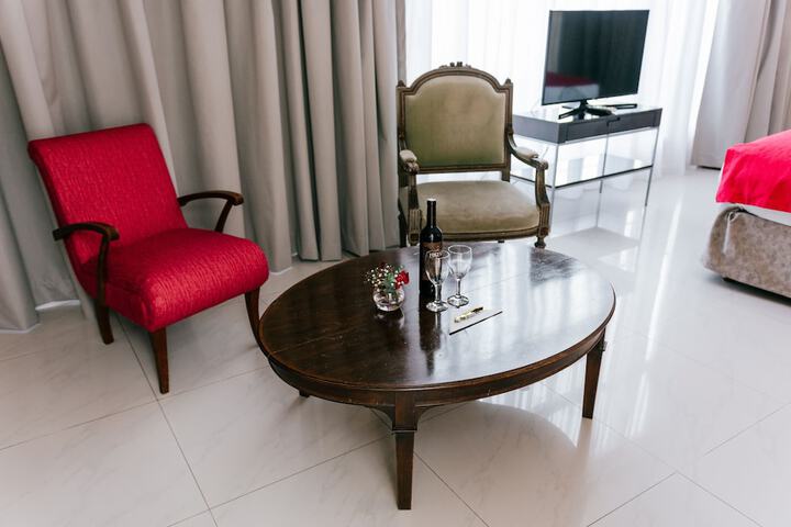 Room 34 of 104