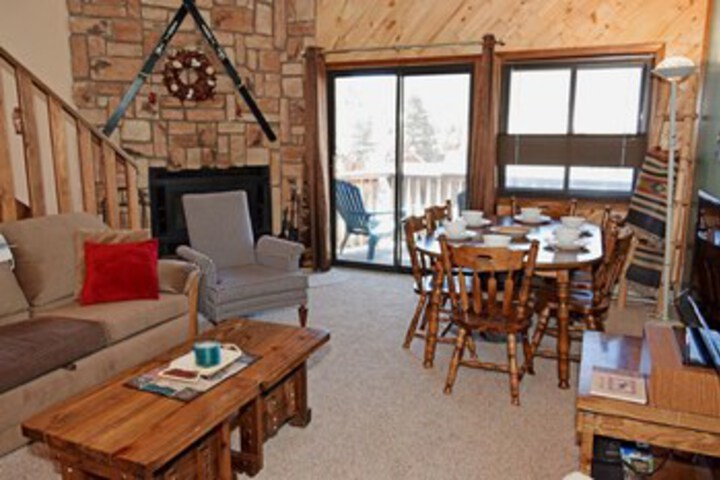 Image of Aspenwest_townhouse_#04_deluxe